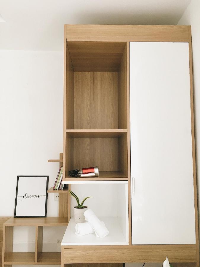 Hello Saigon Homestay Хошимин Екстериор снимка