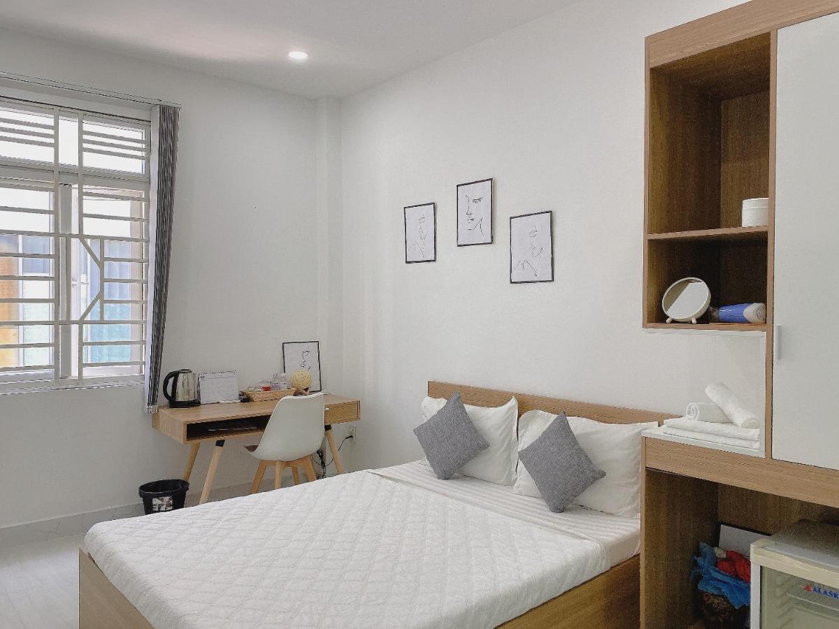Hello Saigon Homestay Хошимин Екстериор снимка