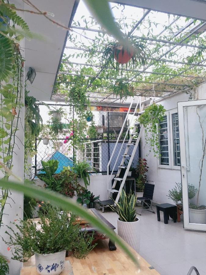 Hello Saigon Homestay Хошимин Екстериор снимка