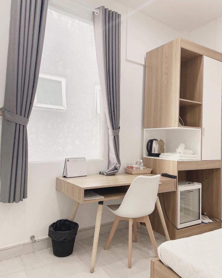 Hello Saigon Homestay Хошимин Екстериор снимка