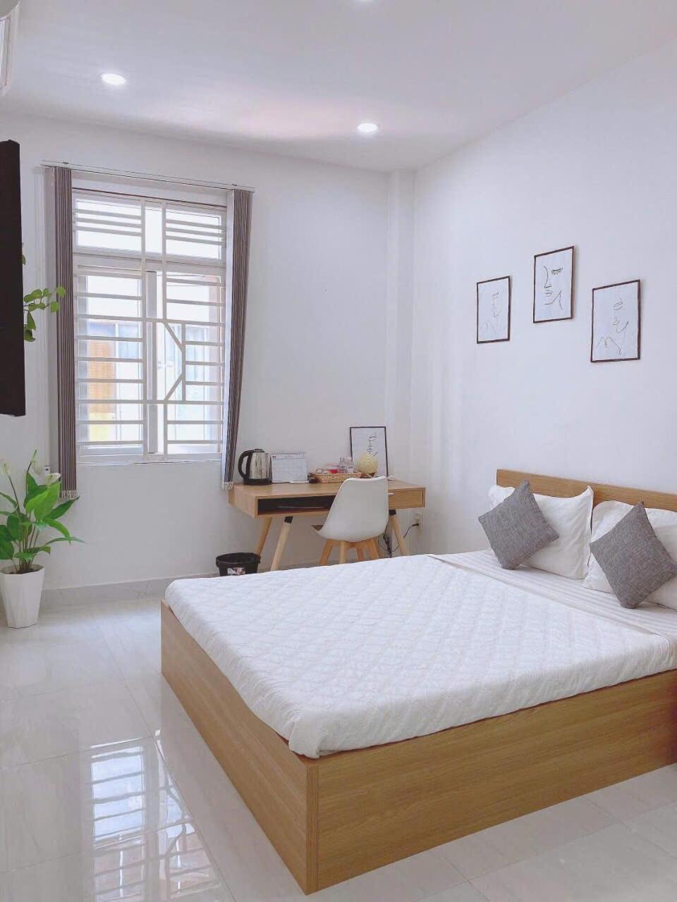 Hello Saigon Homestay Хошимин Екстериор снимка