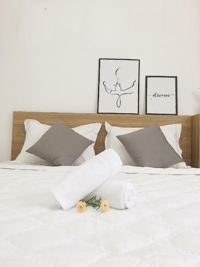Hello Saigon Homestay Хошимин Екстериор снимка