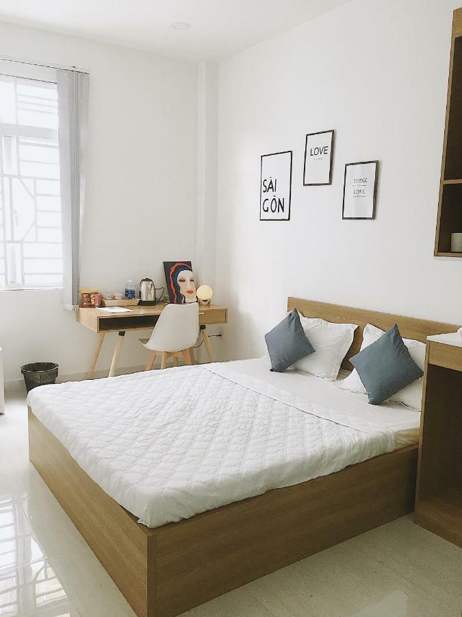 Hello Saigon Homestay Хошимин Екстериор снимка